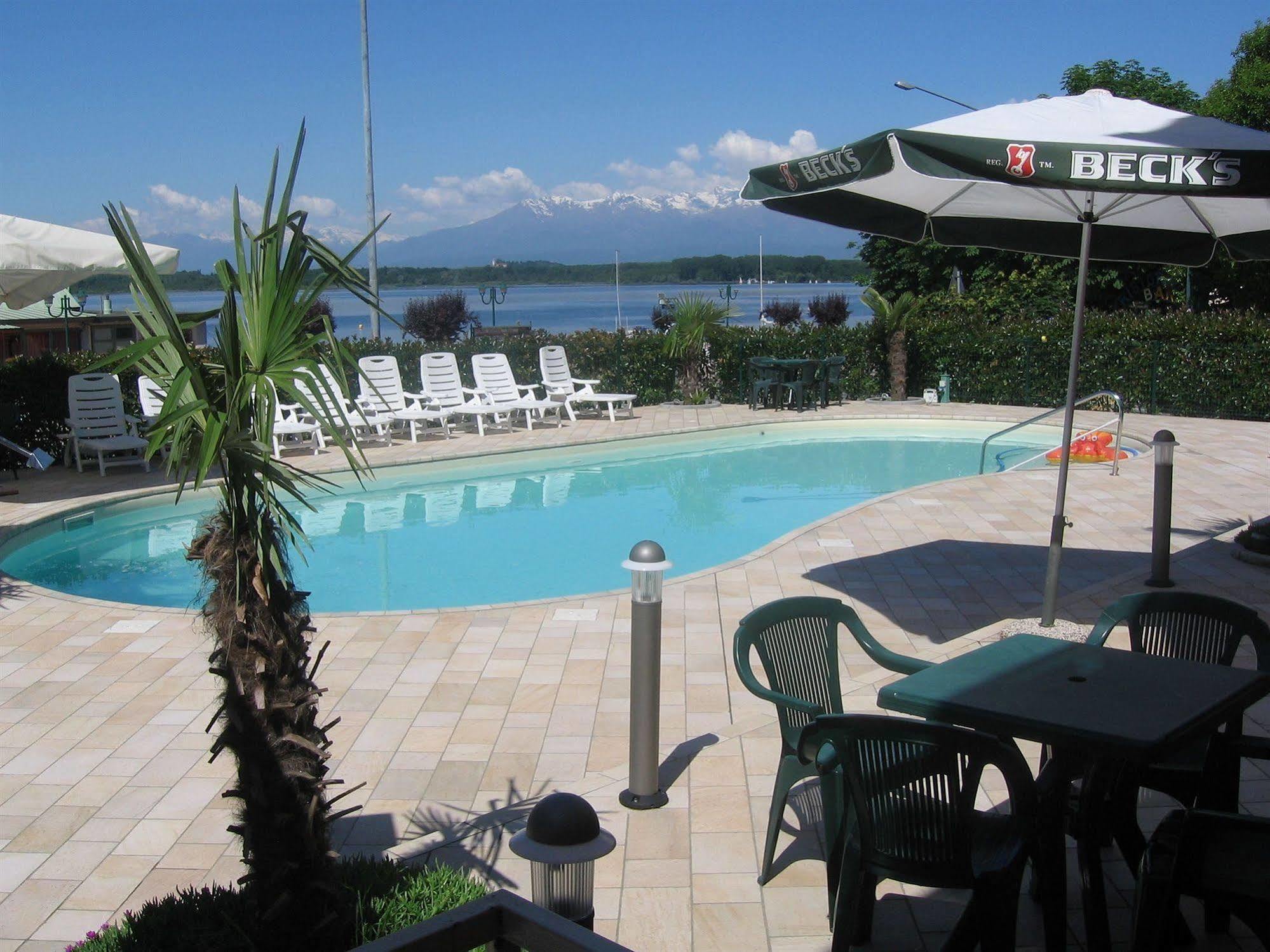 Hotel Royal Viverone Exterior photo